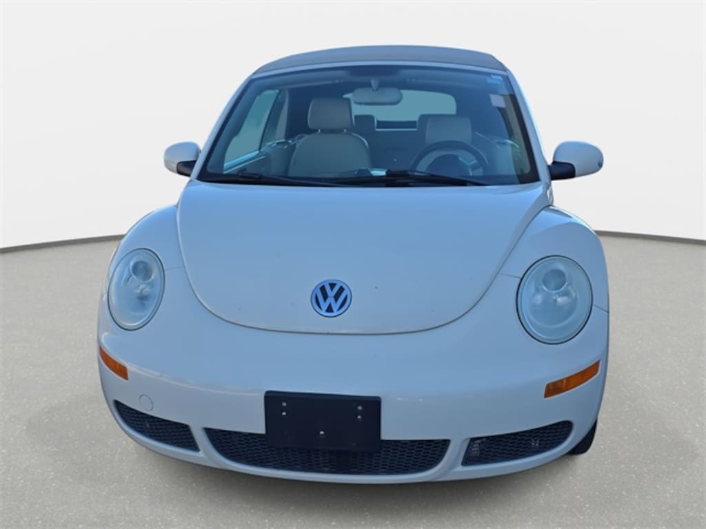 Used 2008 Volkswagen Beetle SE Convertible