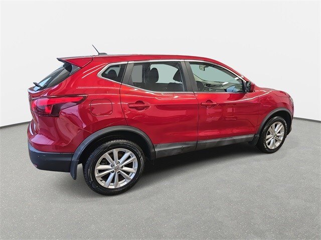 2017 Nissan Rogue Sport S photo 4