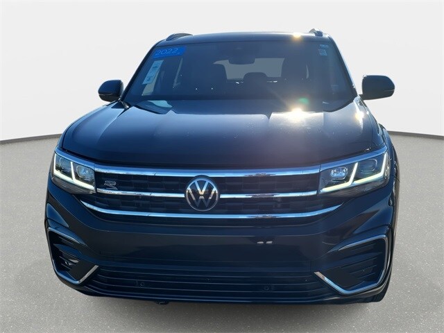 2022 Volkswagen Atlas Cross Sport SEL R-Line photo 2