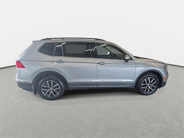 2021 Volkswagen Tiguan SE photo 4