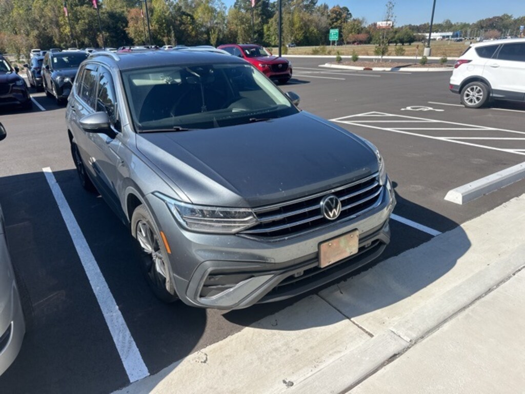 Used 2023 Volkswagen Tiguan 2.0T SE SUV