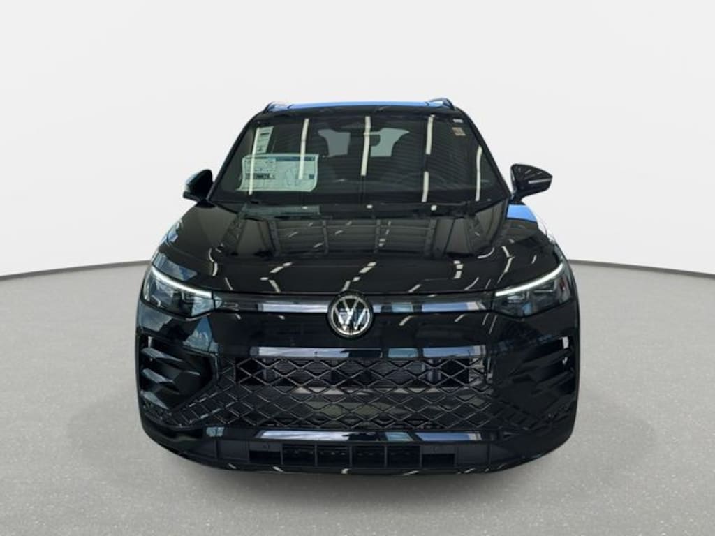 New 2026 Volkswagen Tiguan 2.0T SE R-Line Black SUV