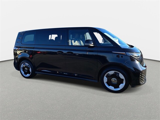 2025 Volkswagen ID. Buzz Pro S photo 2