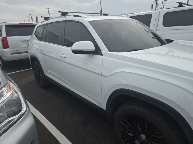 2019 Volkswagen Atlas V6 SEL photo 3