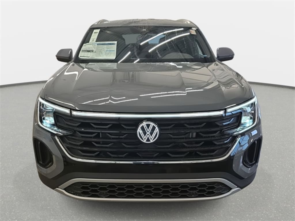 New 2026 Volkswagen Atlas Cross Sport 2.0T SE w/Technology SUV