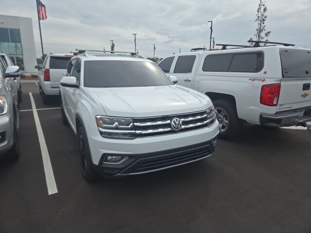 2019 Volkswagen Atlas V6 SEL photo 2