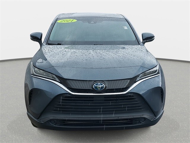 2021 Toyota Venza LE photo 2