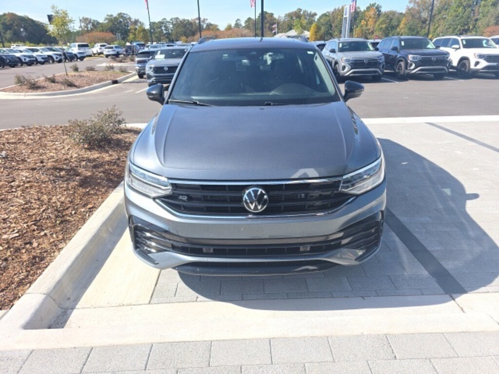 Used 2023 Volkswagen Tiguan 2.0T SE R-Line Black SUV