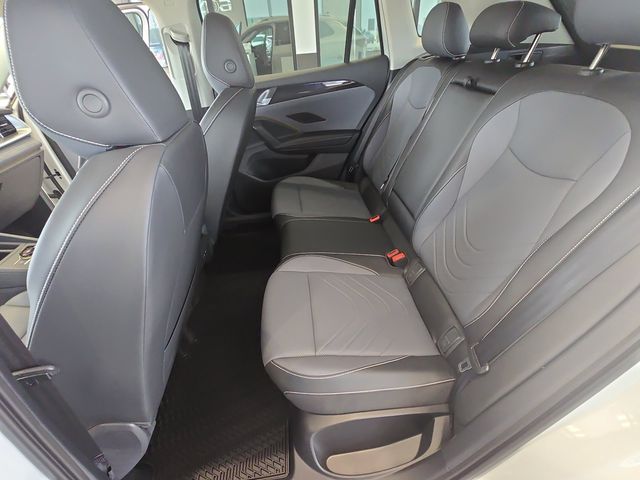 2026 Volkswagen Tiguan SE - Photo 15