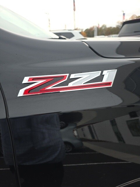 2023 Chevrolet Tahoe Z71 photo 3