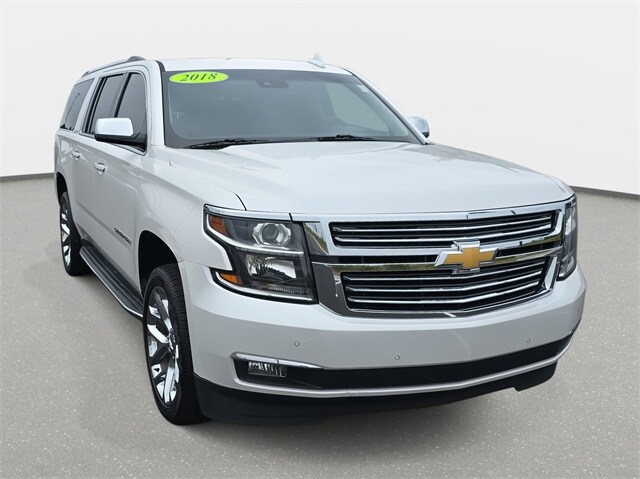 2018 Chevrolet Suburban Premier photo 2