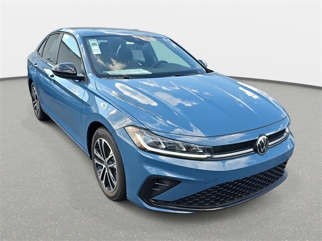 2025 Volkswagen Jetta 1.5T Sport photo 3