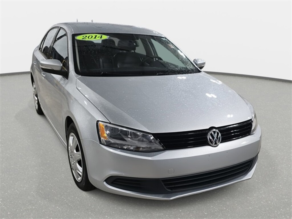 Used 2014 Volkswagen Jetta 1.8T SE Sedan
