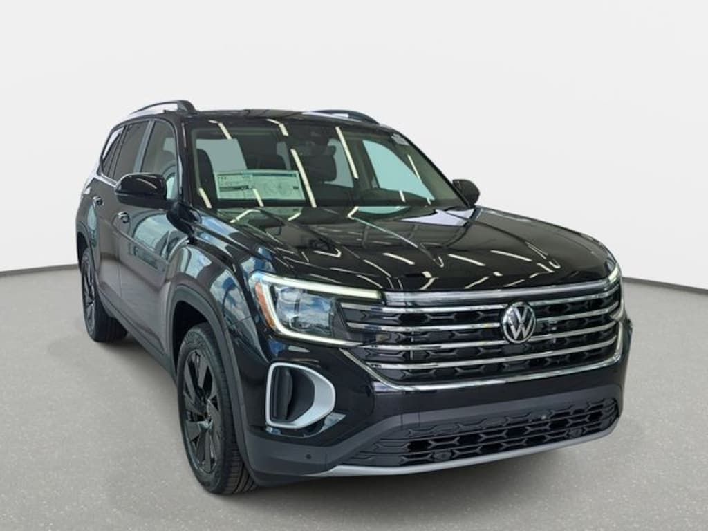 New 2026 Volkswagen Atlas SE w/Technology SUV