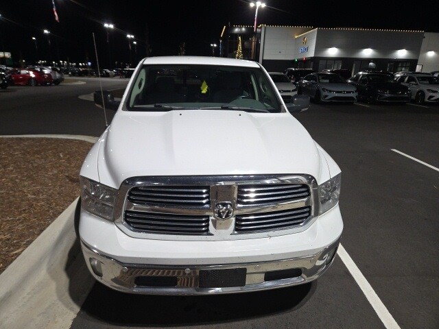 2017 Ram 1500 SLT photo 2