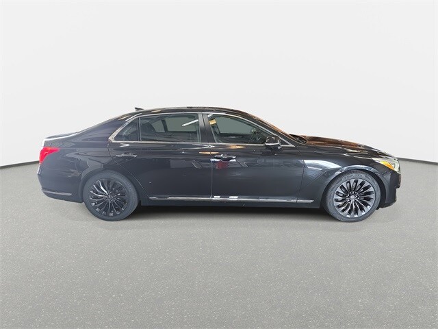 2018 Genesis G90 5.0 Ultimate photo 4