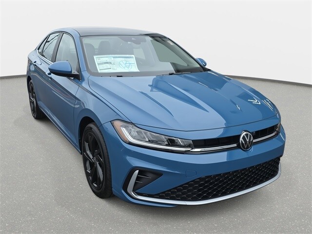 2026 Volkswagen Jetta 1.5T SE photo 3