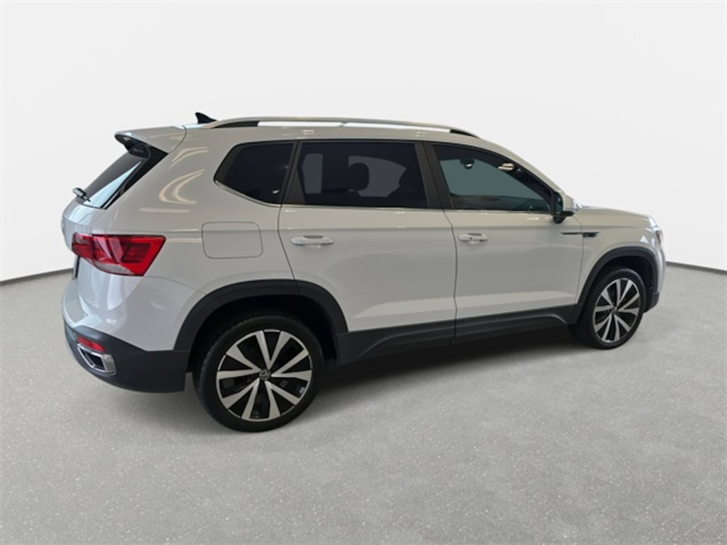 Used 2022 Volkswagen Taos 1.5T SE SUV