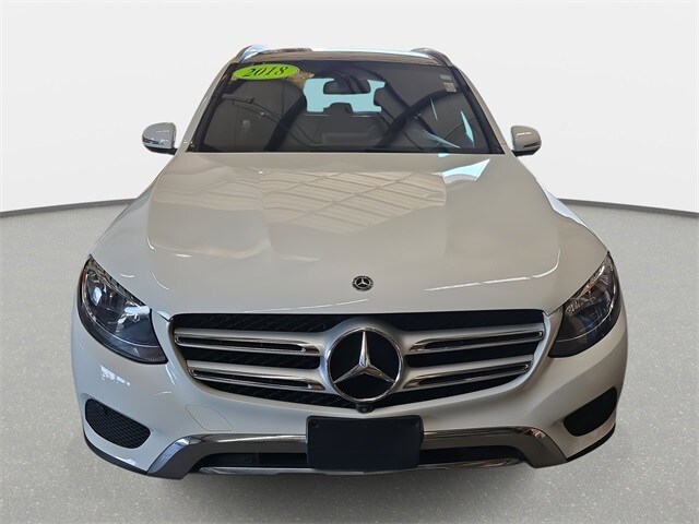 2018 Mercedes Benz GLC 300 4MATIC photo 2