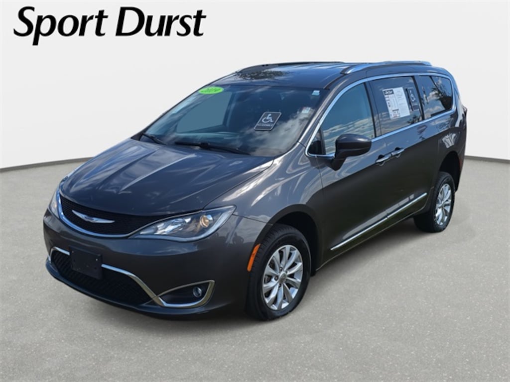 Used 2019 Chrysler Pacifica Touring L Minivan/Van