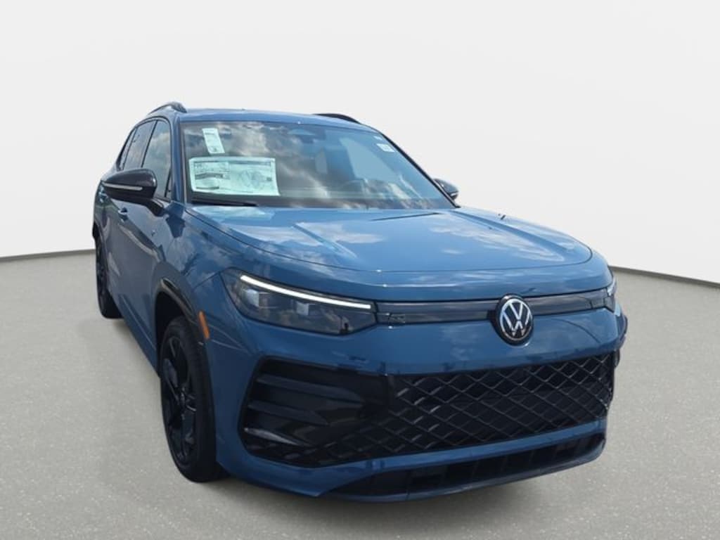 New 2026 Volkswagen Tiguan SE R-Line Black SUV