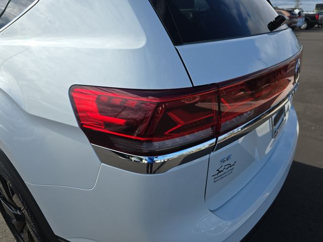 2026 Volkswagen Atlas SE w/Tech - Photo 29