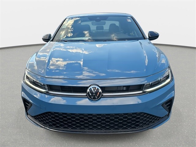 2025 Volkswagen Jetta 1.5T Sport photo 2