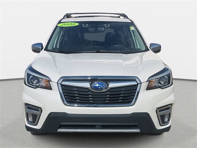 2020 Subaru Forester Touring photo 2
