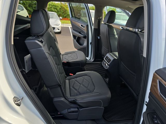 2026 Volkswagen Atlas SE w/Tech - Photo 18