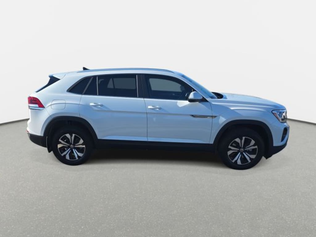 New 2026 Volkswagen Atlas Cross Sport 2.0T SE SUV