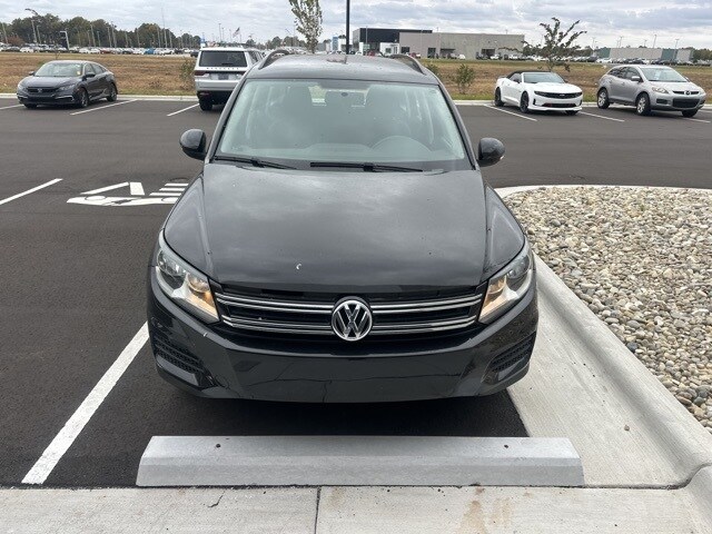 2017 Volkswagen Tiguan Limited photo 4