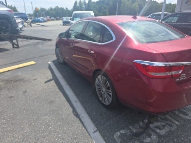 2013 Buick Verano Base photo 3