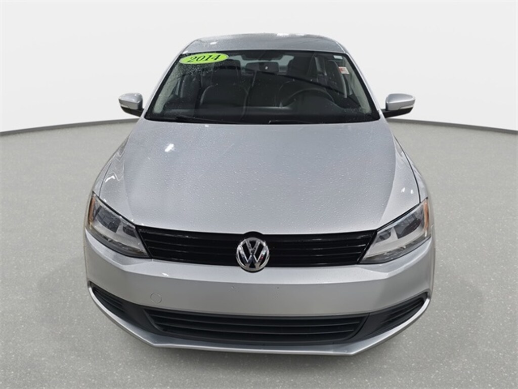 Used 2014 Volkswagen Jetta 1.8T SE Sedan