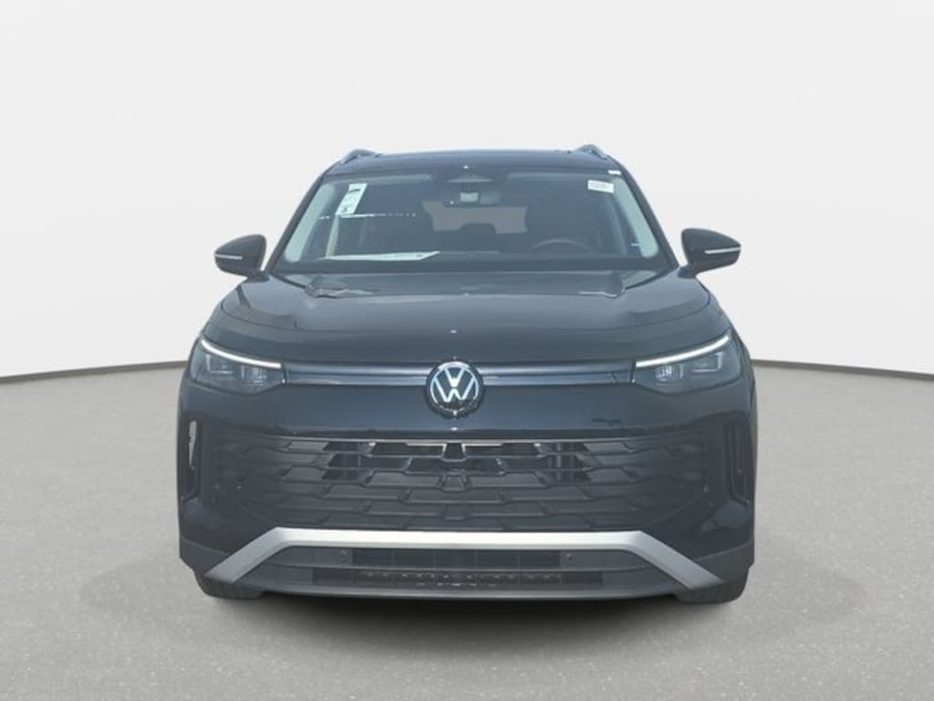 New 2026 Volkswagen Tiguan SE SUV