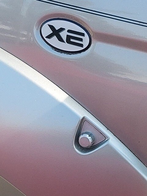 2004 Nissan Frontier XE photo 3
