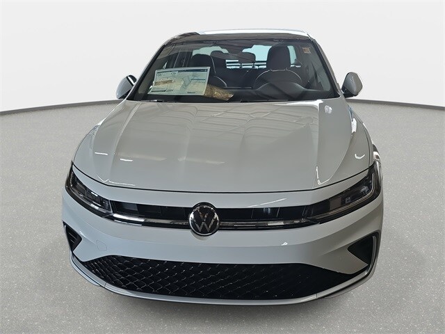 2026 Volkswagen Jetta SE photo 2