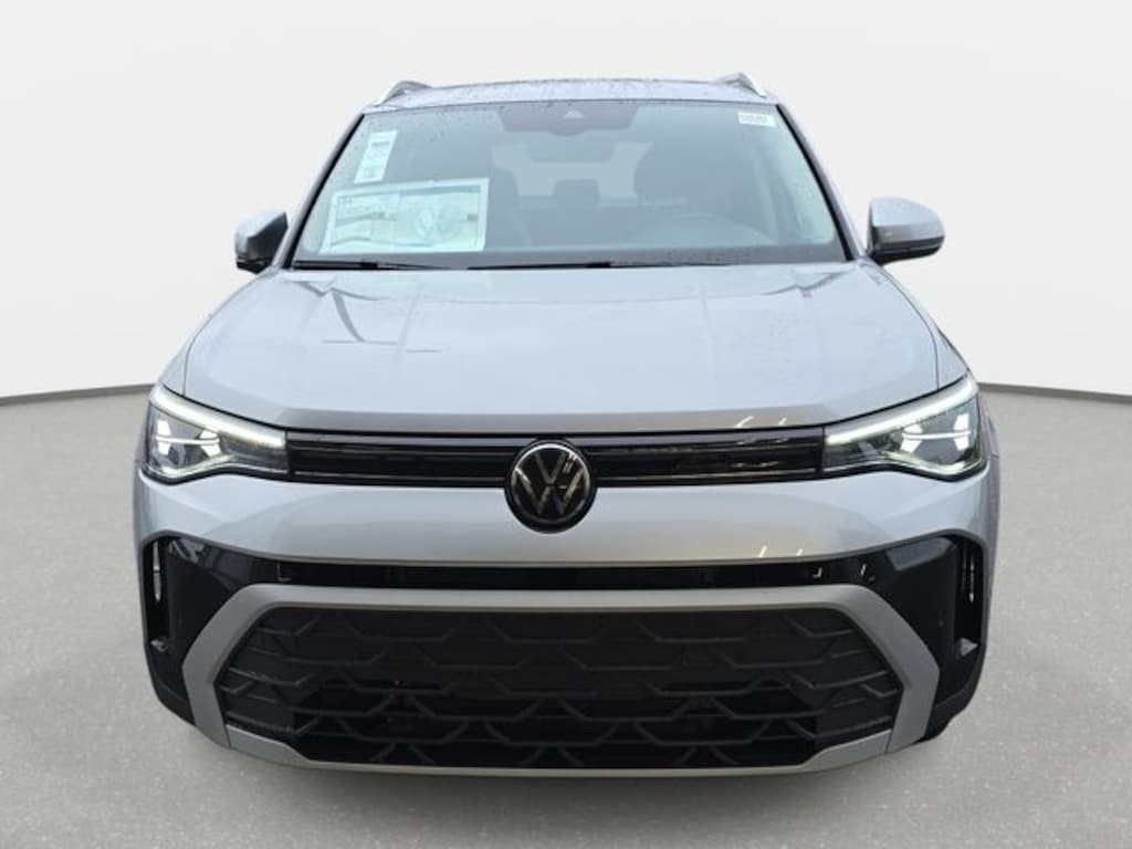 New 2026 Volkswagen Taos 1.5T SE SUV
