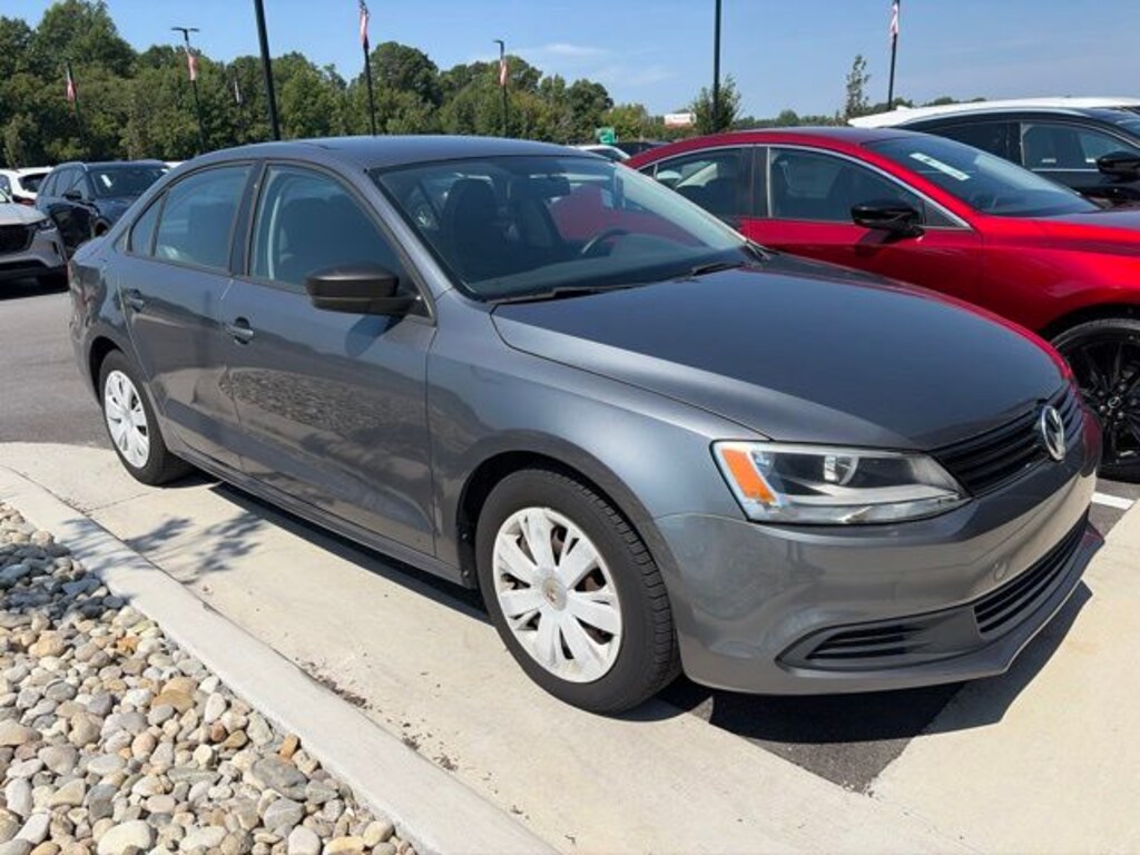 Used 2012 Volkswagen Jetta 2.0L S Sedan