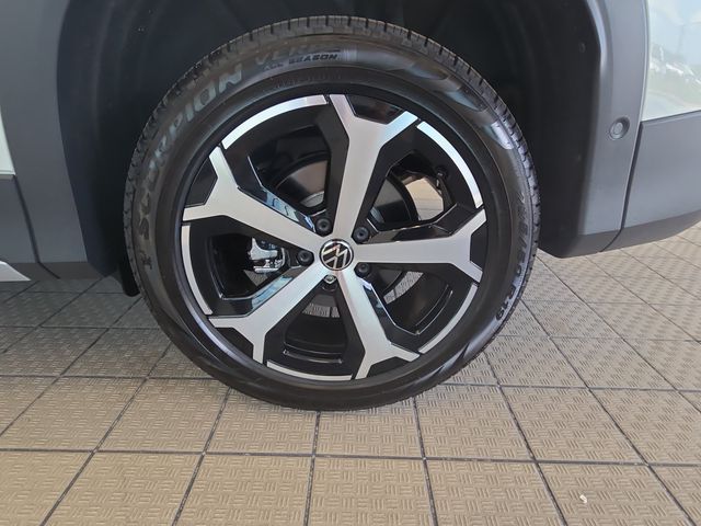 2026 Volkswagen Tiguan SE - Photo 26