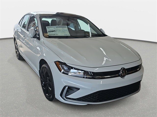 2026 Volkswagen Jetta SE photo 3
