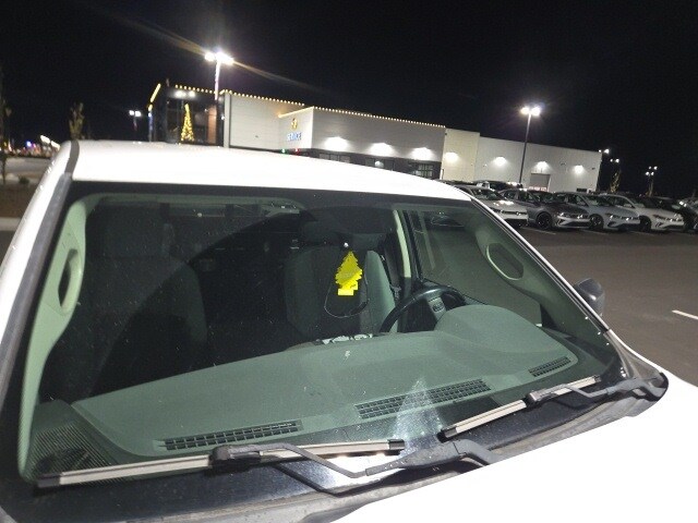 2017 Ram 1500 SLT photo 3