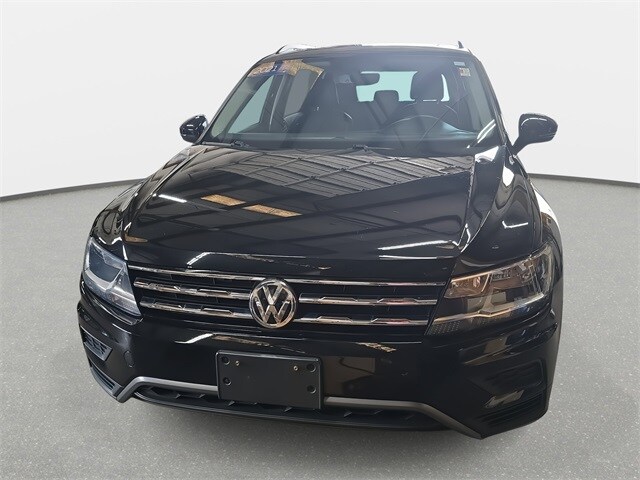 2021 Volkswagen Tiguan SE photo 2