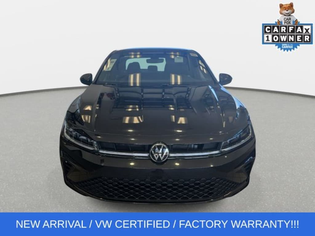 Used 2025 Volkswagen Jetta 1.5T Sport Sedan