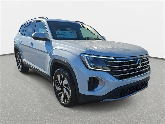 2026 Volkswagen Atlas SE Technology photo 2