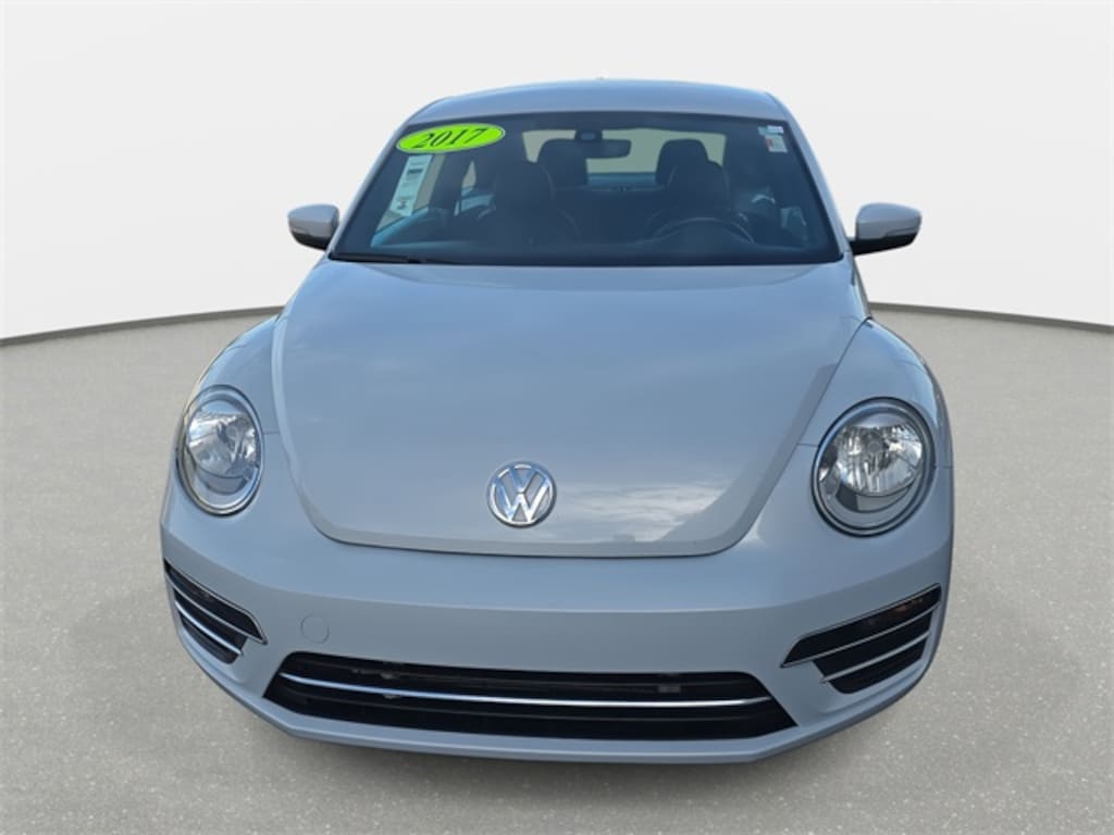 Used 2017 Volkswagen Beetle 1.8T SE Hatchback