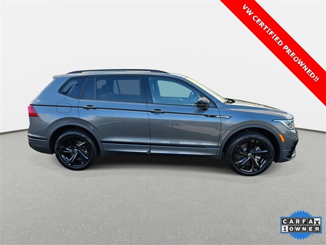 2024 Volkswagen Tiguan SE R-Line Black photo 3