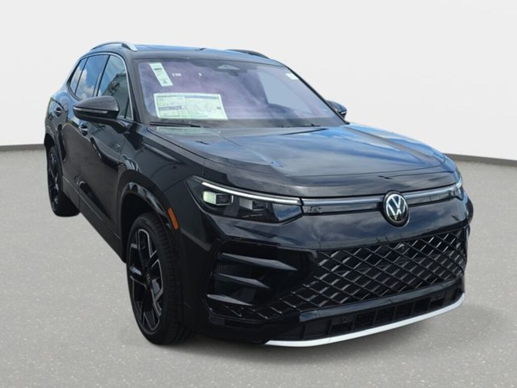 New 2026 Volkswagen Tiguan 2.0T SEL R-Line Turbo SUV