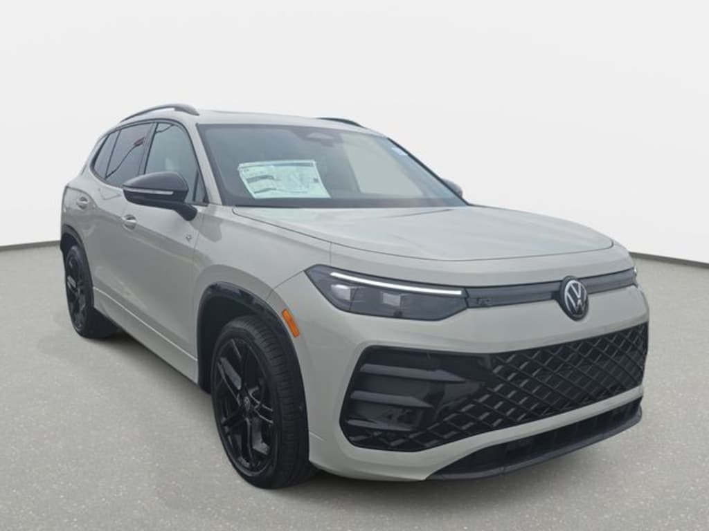 New 2026 Volkswagen Tiguan SE R-Line Black SUV