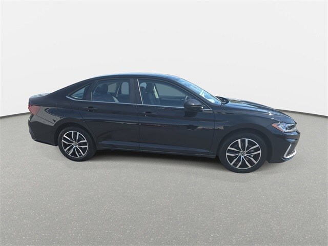 2026 Volkswagen Jetta 1.5T SE photo 4