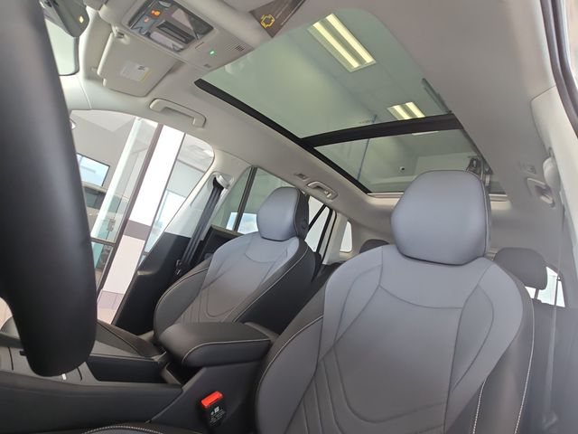2026 Volkswagen Tiguan SE - Photo 22